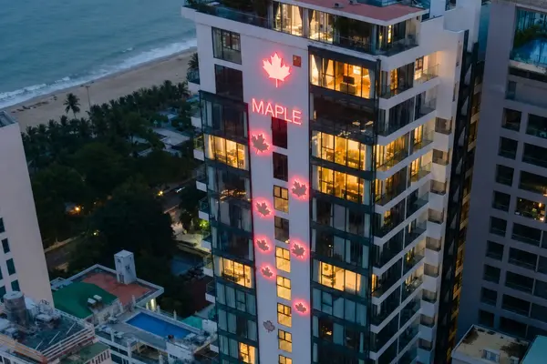 Maple Leaf Hotel & Apartment