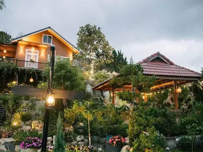 5 bedrooms  · house · Dalat