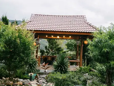 5 bedrooms  · house · Dalat