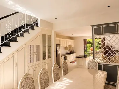 6 bedrooms  · villa · Dalat