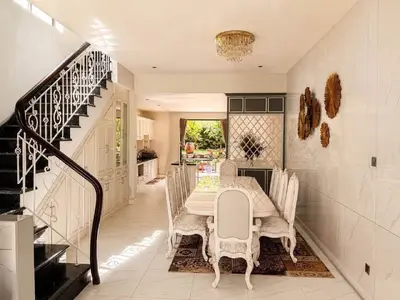 6 bedrooms  · villa · Dalat