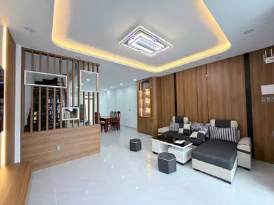 3 침실 · 집 · 나트랑 (Nha Trang), Tran Phu (Tourist Center)