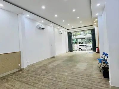 8 bedrooms  · house · Da Nang, Hai Chau / City Center