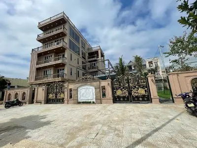 8 bedrooms  · villa · Da Nang, Son Tra