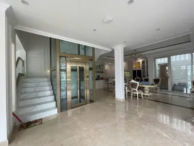 8 bedrooms  · villa · Da Nang, Son Tra