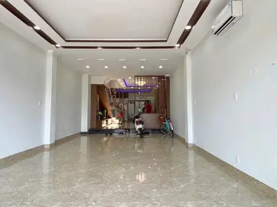 7 bedrooms  · house · Nha Trang