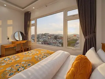 18 bedrooms  · business · Dalat