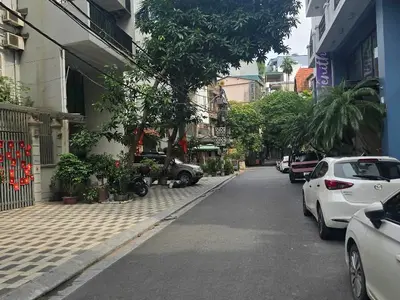 4 bedrooms · house · Hanoi