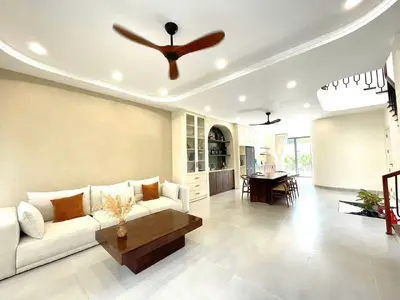6 bedrooms  · house · Nha Trang