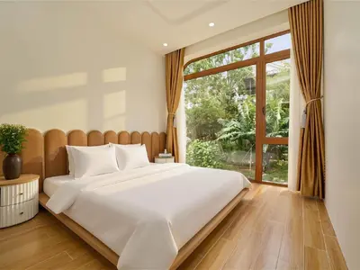 5 bedrooms  · house · Dalat
