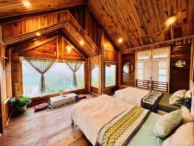 5 bedrooms  · house · Dalat
