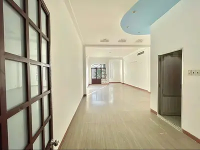 6 bedrooms  · house · Nha Trang
