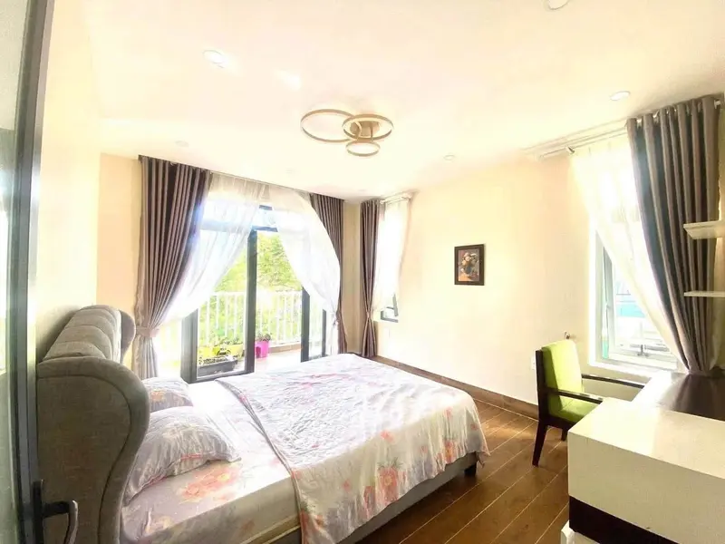 Cho thuê căn hộ, 2 PN, 150 m², Phường 3