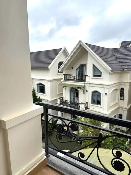 Сдаётся дом, 10 спален, 320 м², Xuân Trường